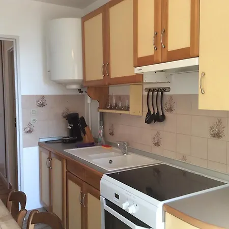Appartement Rue De France Le Renoir Nice